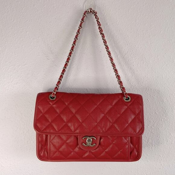 Authentic Chanel Red Medium Riviera Flap Quilted Leather Handbag - Picture 3 of 17